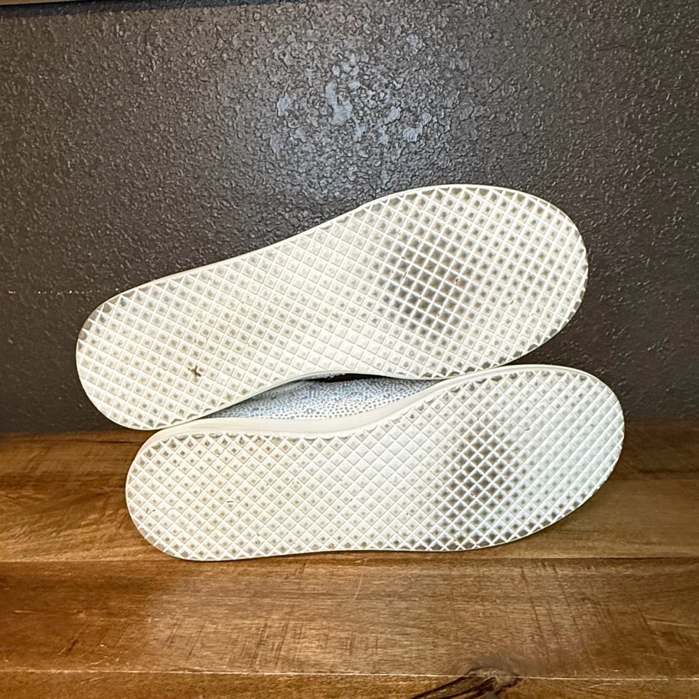 Steve Madden Silver and White Rhinestone Men's Sneakers - Picture 5 of 5